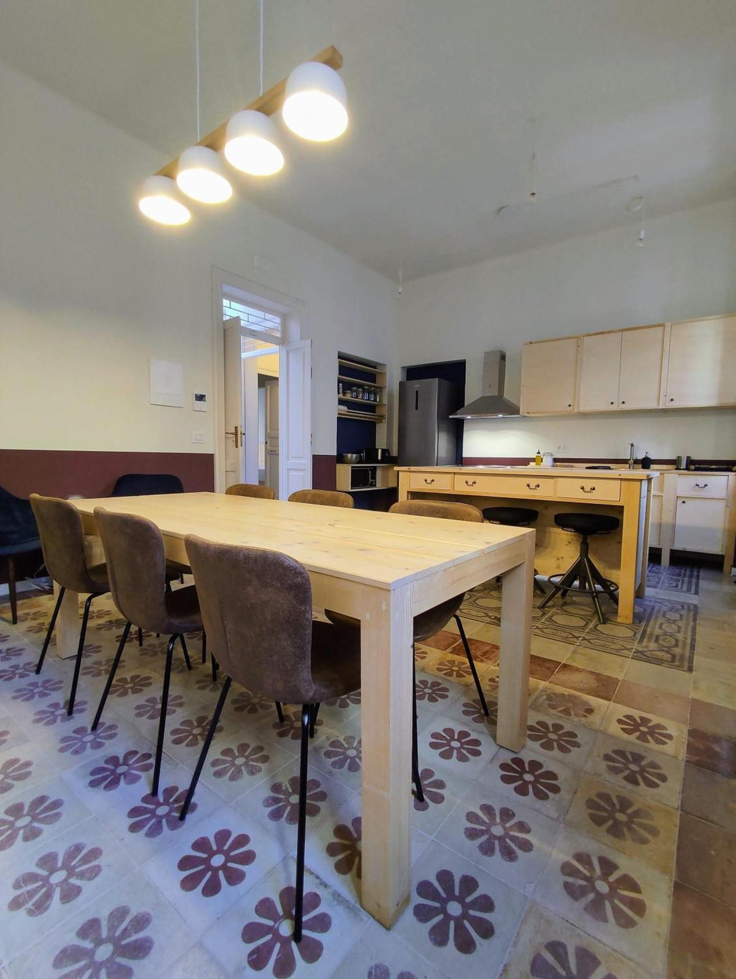 Lostabile Guesthouse & Coworking Bari Eksteriør bilde